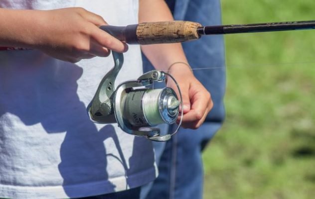 how to set up a spinning reel?